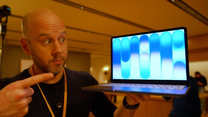 Mark Ellis reviews MacBook Neo and discusses buying reasons