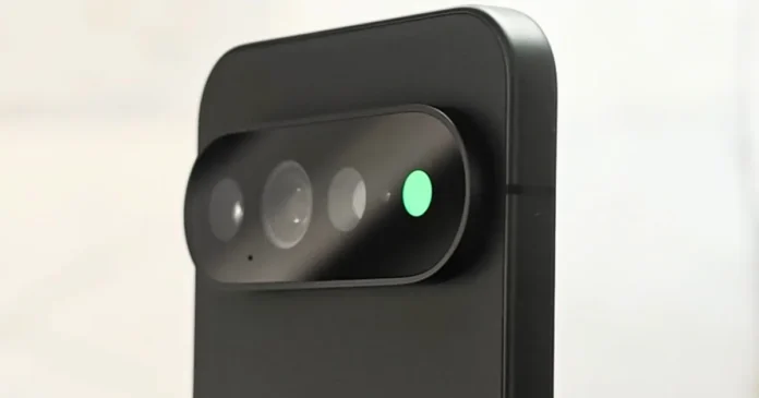 Pixel 11 Pro-এর camera bar-এর পাশে HiLight RGB light